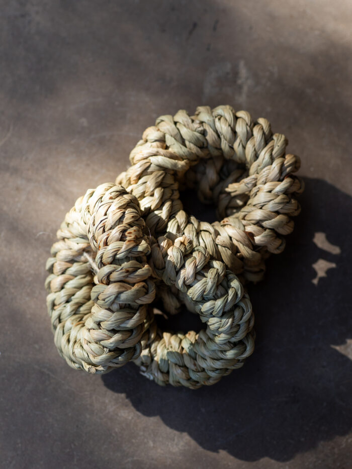 Woven napkin rings